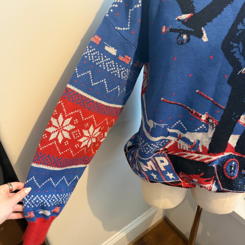 Donald Trump Christmas Sweater - Picture 3 of 4